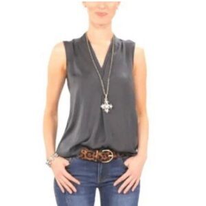 Cabi 3786 Veneer Sleeveless Blouse in Iron Gray Size L
EUC